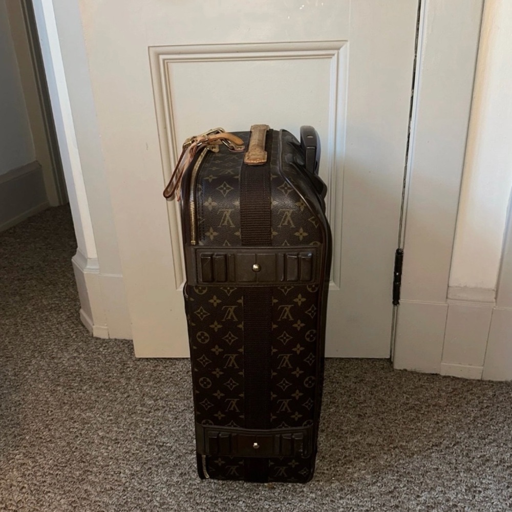Louis Vuitton Monogram Rolling Suitcase with Vachetta Trim - Brown/Tan - Picture 2 of 9